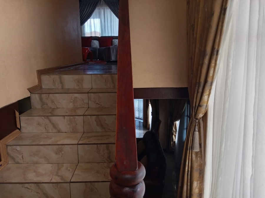 4 Bedroom Property for Sale in Mahlako-A-Phahla Gardens Limpopo