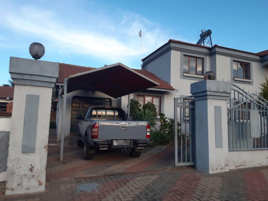 3 Bedroom Property for Sale in Flora Park Limpopo
