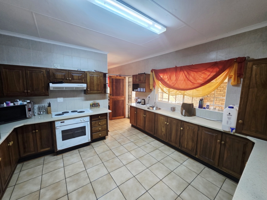 4 Bedroom Property for Sale in Mookgopong Limpopo