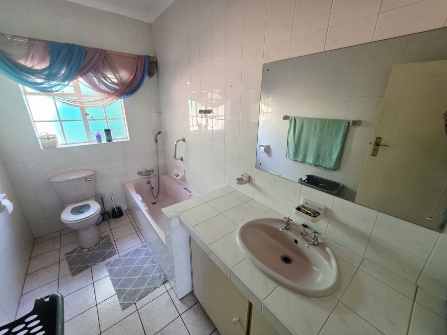 4 Bedroom Property for Sale in Mookgopong Limpopo