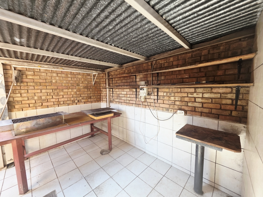 4 Bedroom Property for Sale in Mookgopong Limpopo