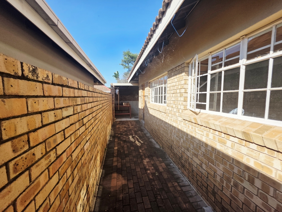 4 Bedroom Property for Sale in Mookgopong Limpopo