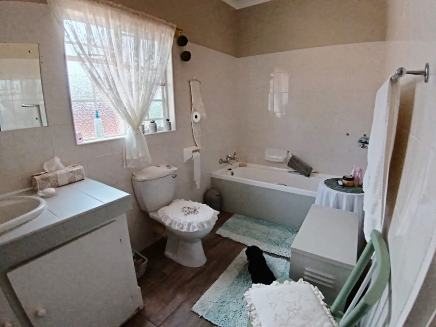 3 Bedroom Property for Sale in Mookgopong Limpopo