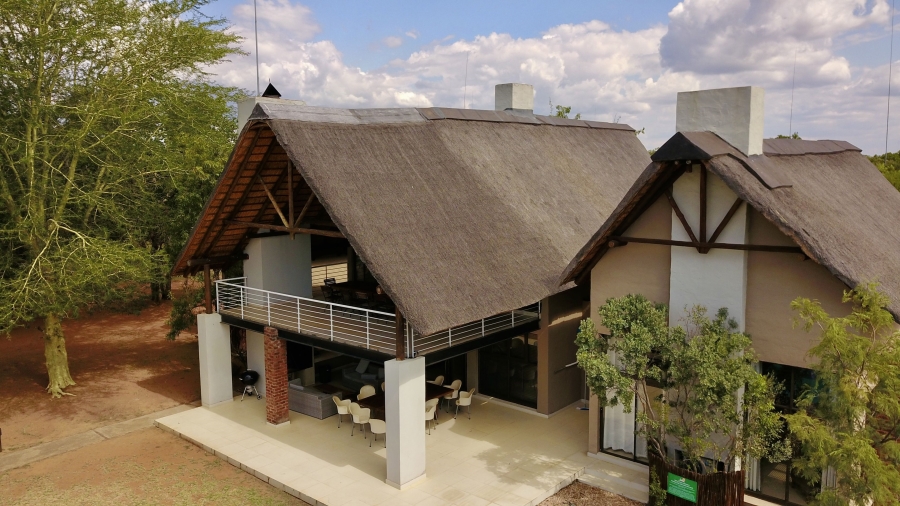 8 Bedroom Property for Sale in Zebula Golf Estate Limpopo