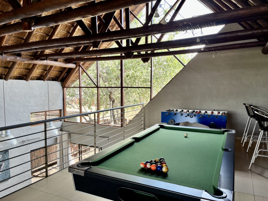 8 Bedroom Property for Sale in Zebula Golf Estate Limpopo