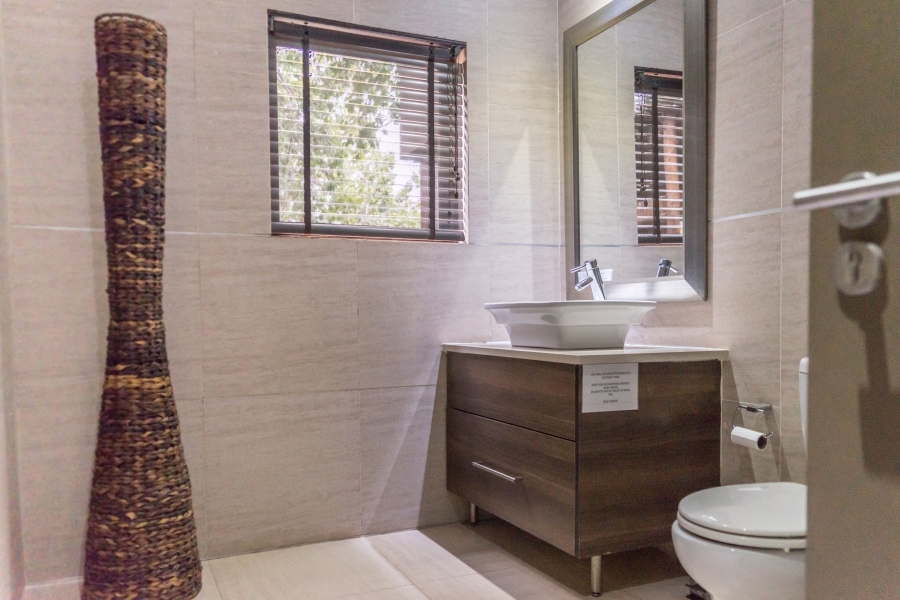 8 Bedroom Property for Sale in Zebula Golf Estate Limpopo