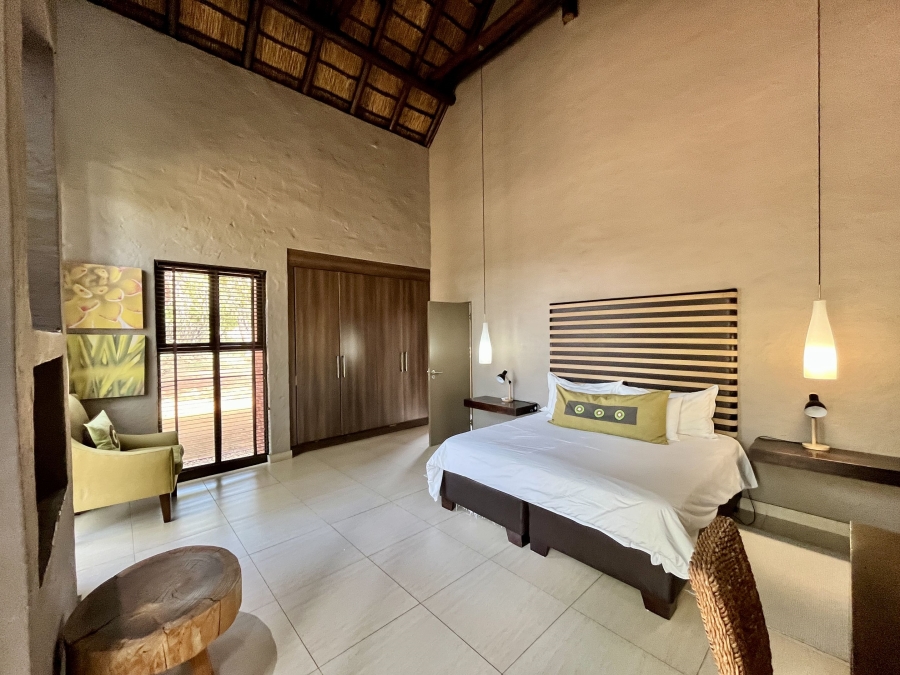 8 Bedroom Property for Sale in Zebula Golf Estate Limpopo