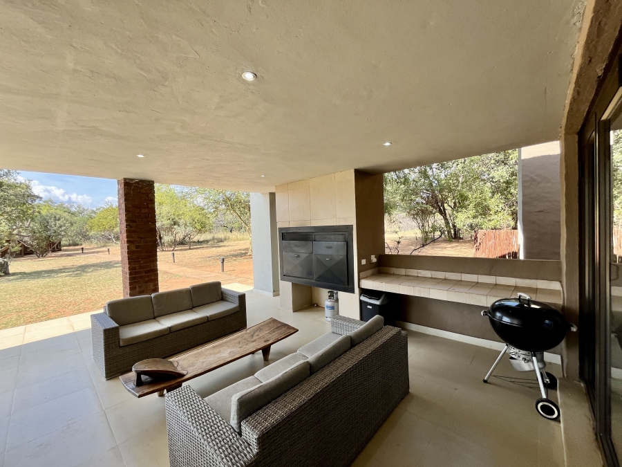 8 Bedroom Property for Sale in Zebula Golf Estate Limpopo