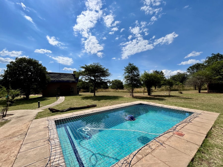8 Bedroom Property for Sale in Zebula Golf Estate Limpopo