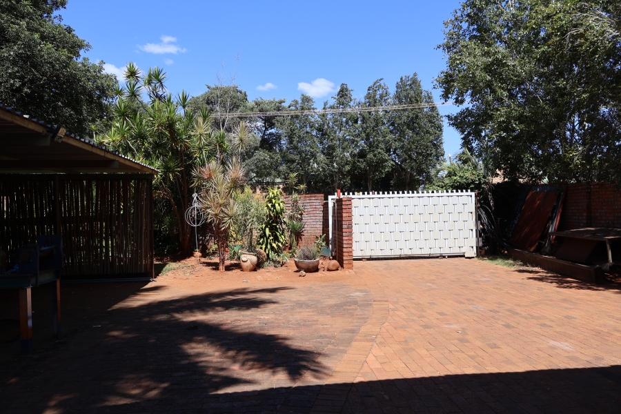 4 Bedroom Property for Sale in Trim Park Limpopo