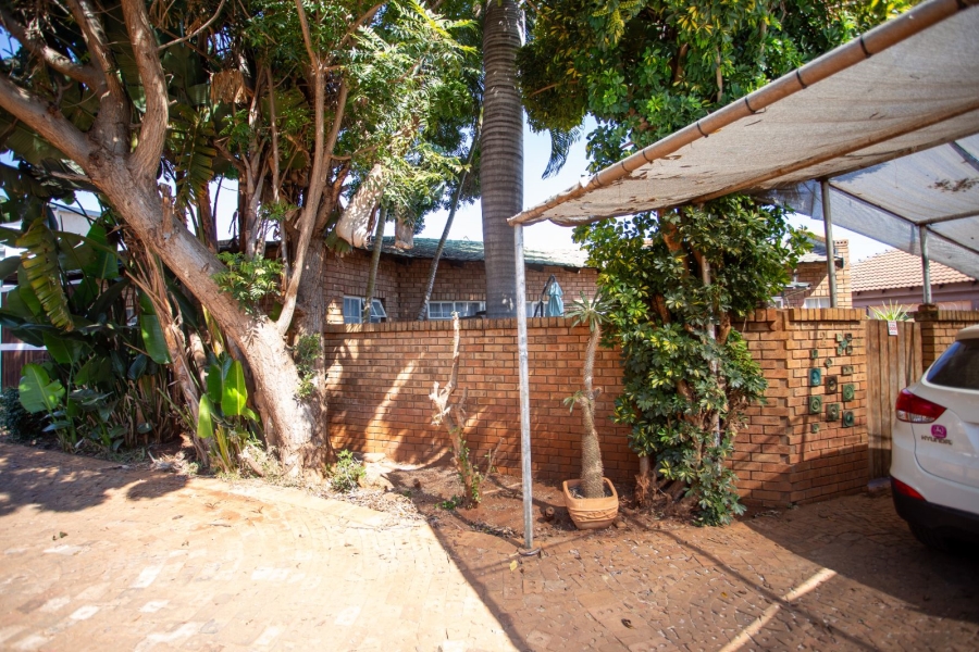 3 Bedroom Property for Sale in Chroompark Limpopo