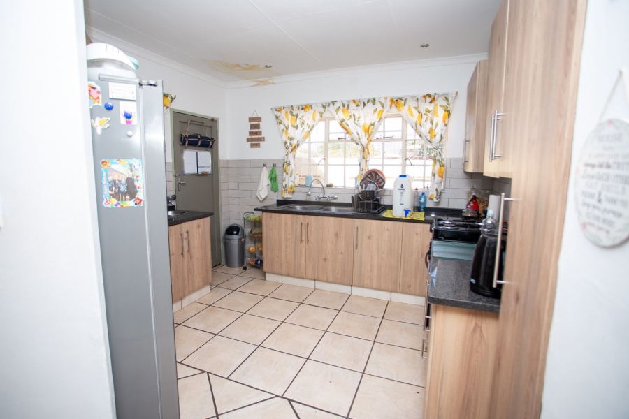 3 Bedroom Property for Sale in Chroompark Limpopo