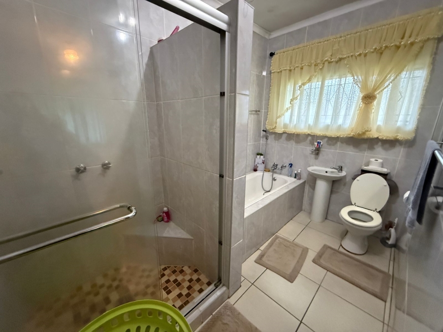 4 Bedroom Property for Sale in Mokopane Central Limpopo