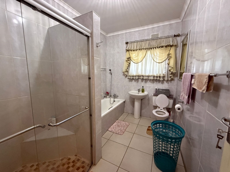 4 Bedroom Property for Sale in Mokopane Central Limpopo