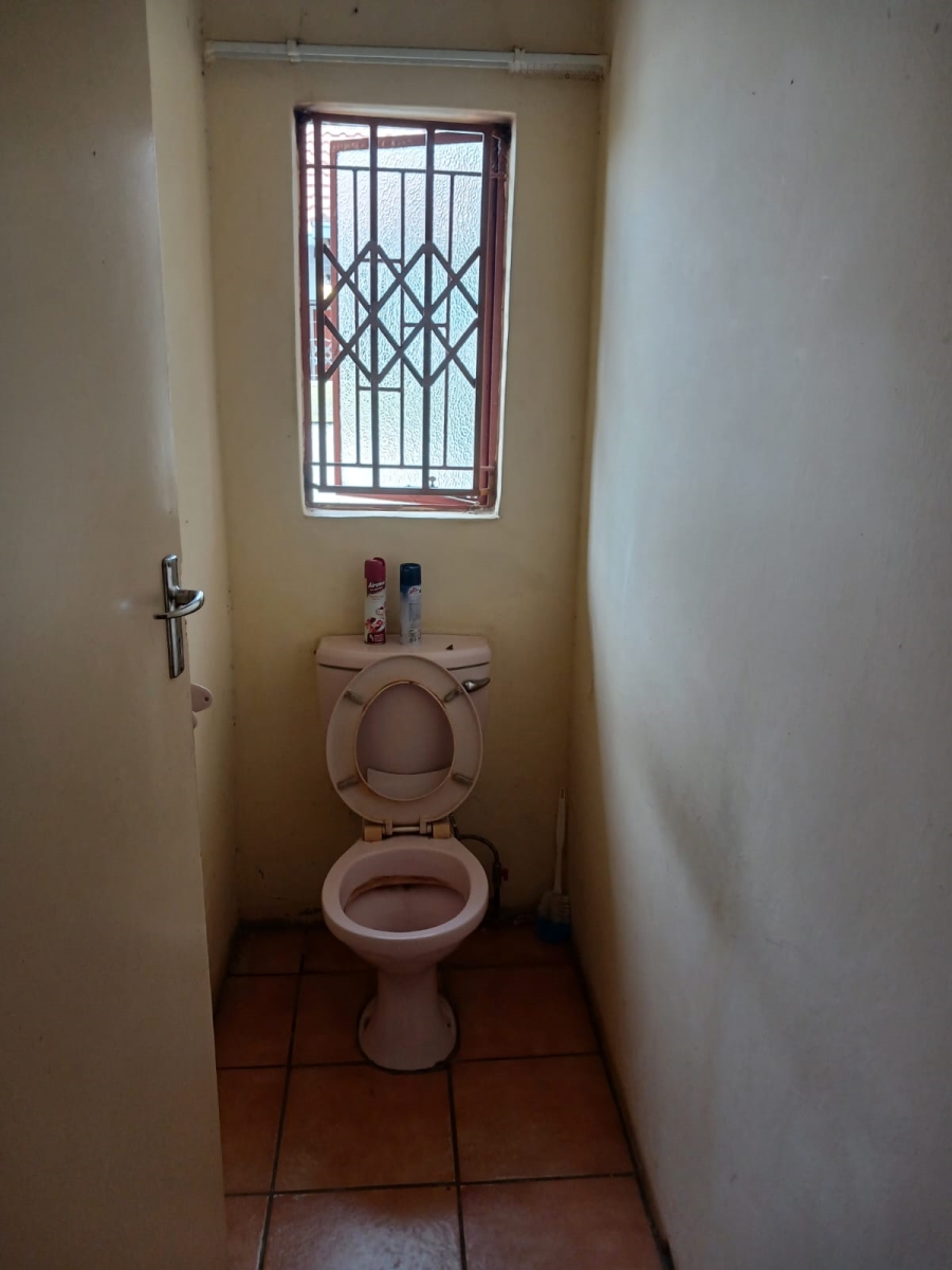 5 Bedroom Property for Sale in Ivy Park Limpopo