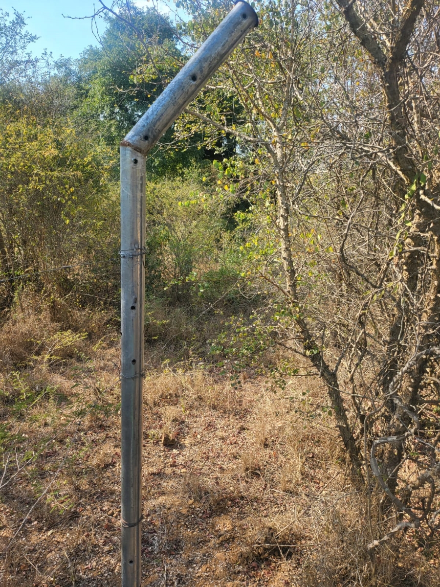 Commercial Property for Sale in Mangondi B Limpopo