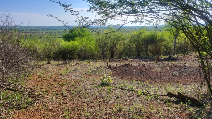 Commercial Property for Sale in Mangondi B Limpopo
