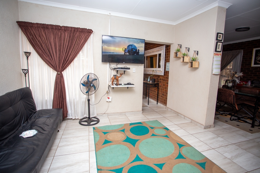 4 Bedroom Property for Sale in Chroompark Limpopo