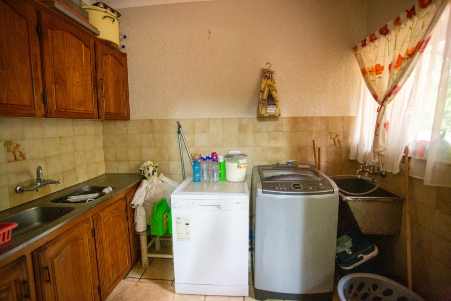 4 Bedroom Property for Sale in Chroompark Limpopo