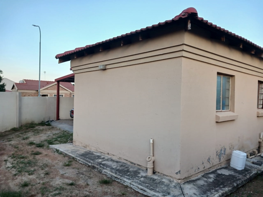 3 Bedroom Property for Sale in Rethabile Gardens Limpopo