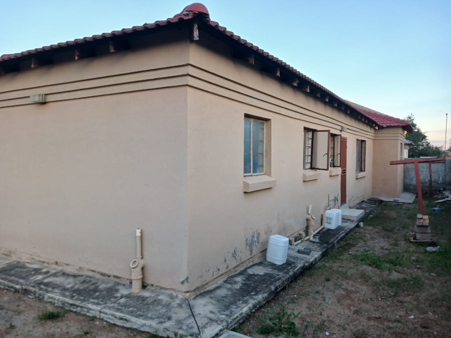 3 Bedroom Property for Sale in Rethabile Gardens Limpopo