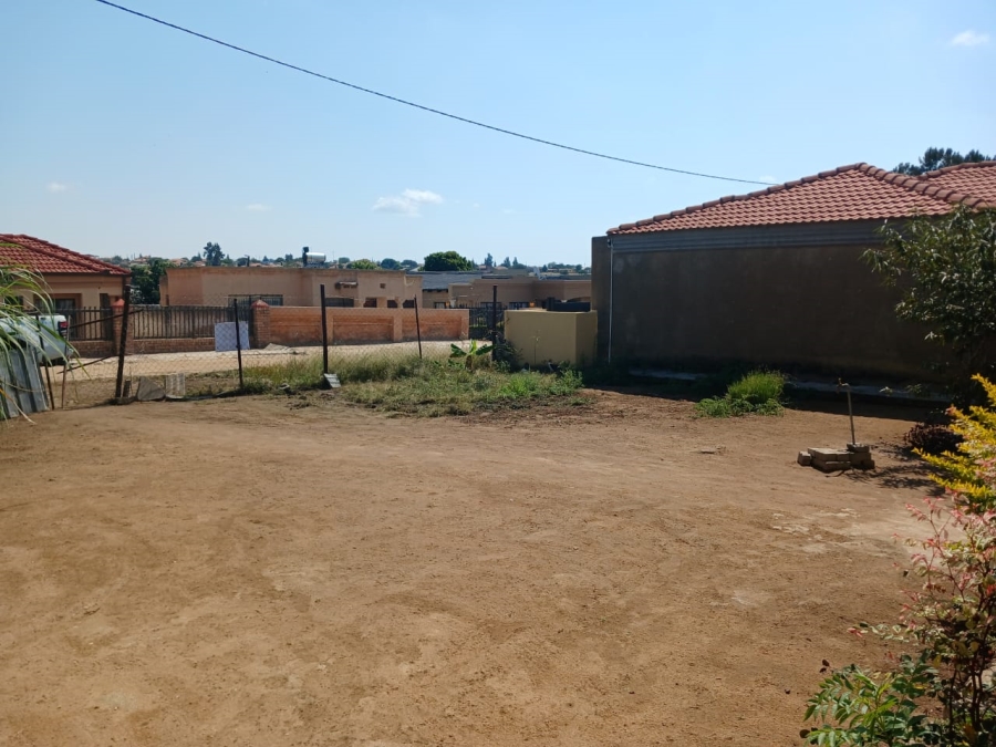 2 Bedroom Property for Sale in Seshego C Limpopo