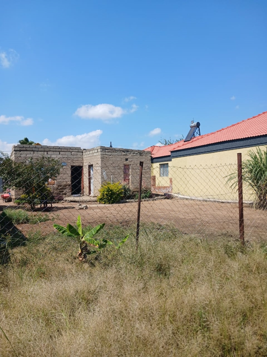 2 Bedroom Property for Sale in Seshego C Limpopo