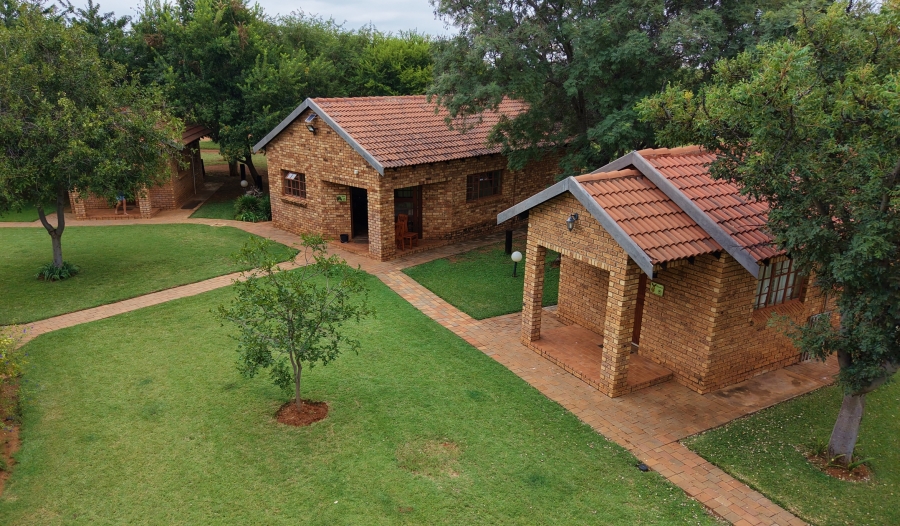 9 Bedroom Property for Sale in Dwaalboom Limpopo