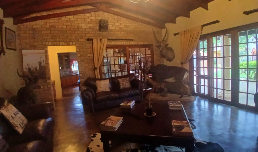 9 Bedroom Property for Sale in Dwaalboom Limpopo