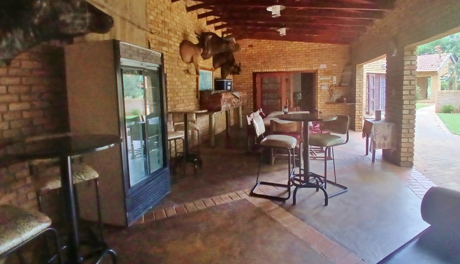 9 Bedroom Property for Sale in Dwaalboom Limpopo