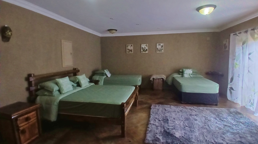 9 Bedroom Property for Sale in Dwaalboom Limpopo