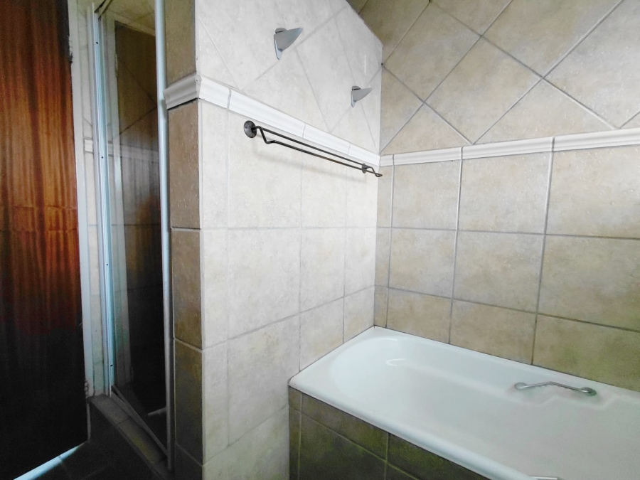 4 Bedroom Property for Sale in Chroompark Limpopo