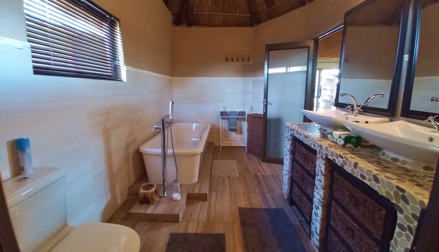 7 Bedroom Property for Sale in Vaalwater Limpopo