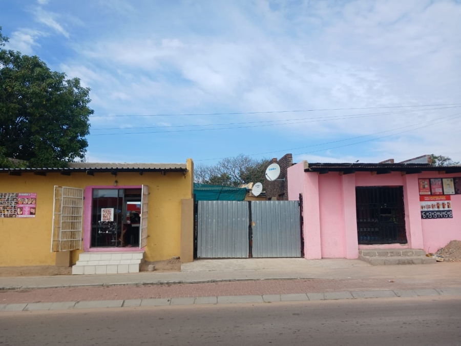 4 Bedroom Property for Sale in Seshego B Limpopo