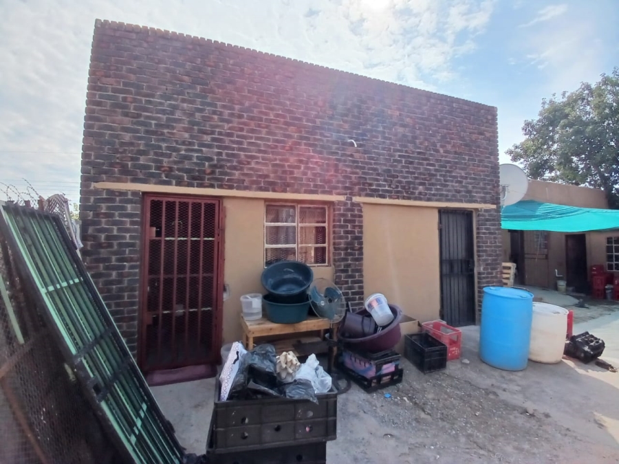 4 Bedroom Property for Sale in Seshego B Limpopo