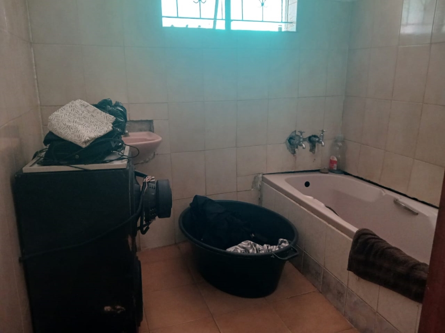 4 Bedroom Property for Sale in Seshego B Limpopo