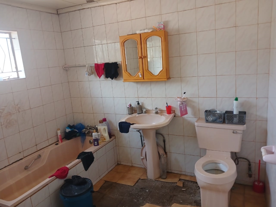 4 Bedroom Property for Sale in Seshego B Limpopo