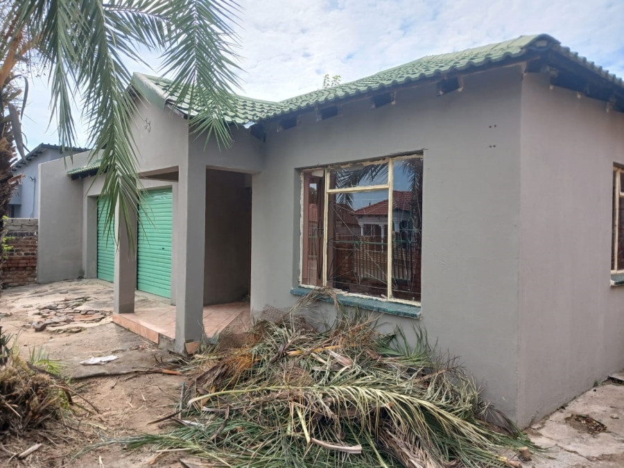 3 Bedroom Property for Sale in Seshego 9B Limpopo