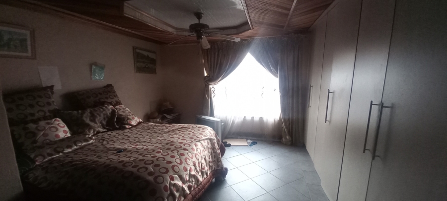 5 Bedroom Property for Sale in Flora Park Limpopo