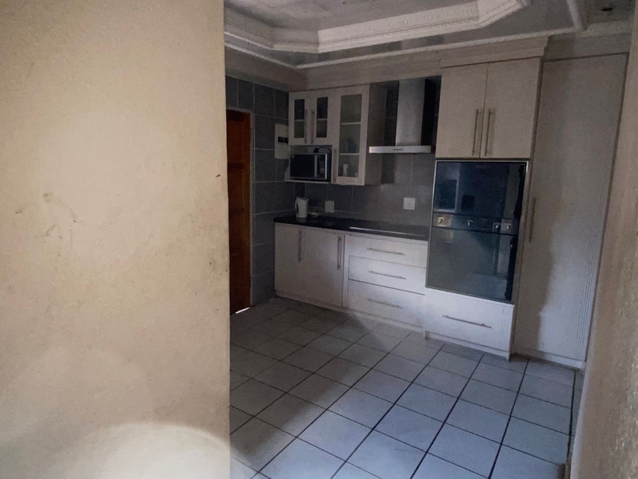 5 Bedroom Property for Sale in Flora Park Limpopo