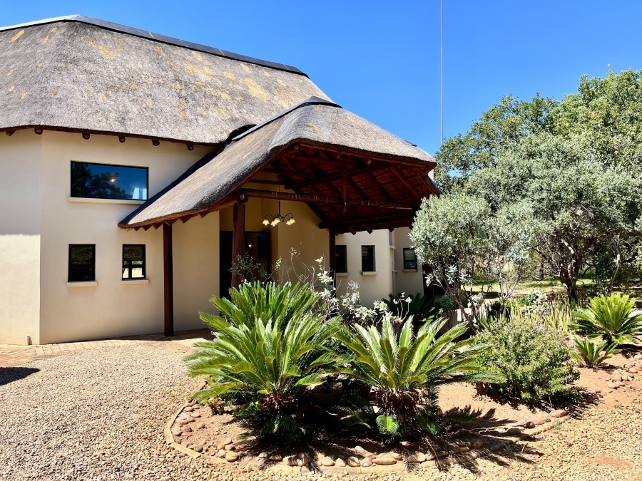 6 Bedroom Property for Sale in Zebula Golf Estate Limpopo