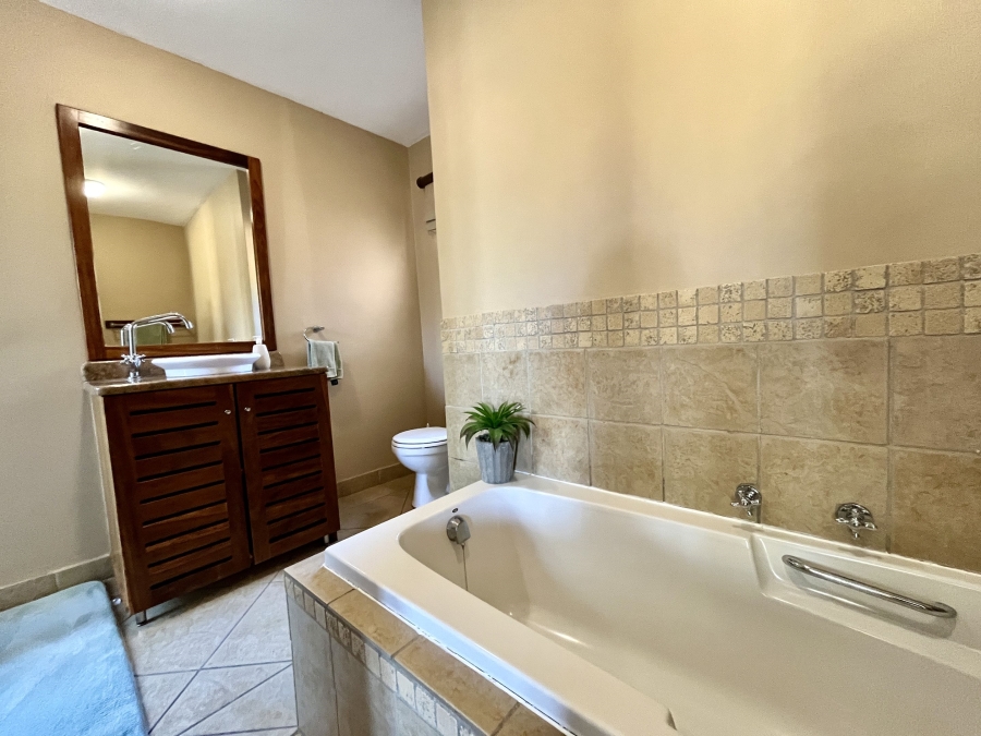 6 Bedroom Property for Sale in Zebula Golf Estate Limpopo
