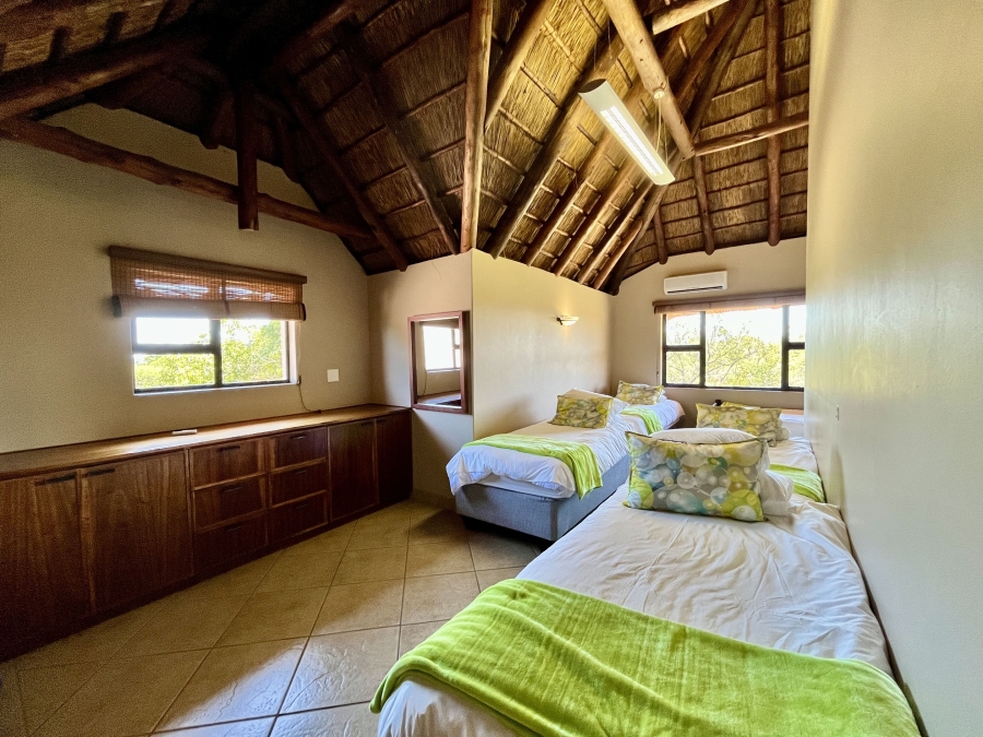 6 Bedroom Property for Sale in Zebula Golf Estate Limpopo