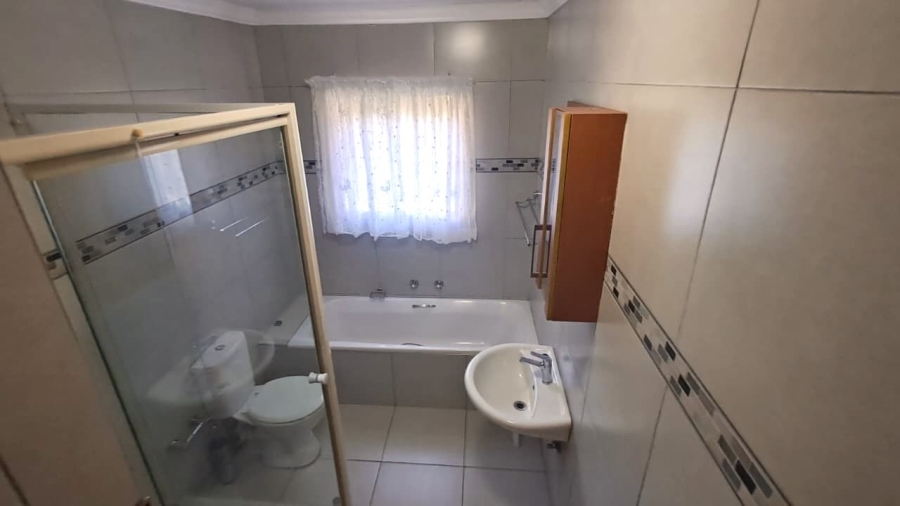To Let 2 Bedroom Property for Rent in Bendor Limpopo