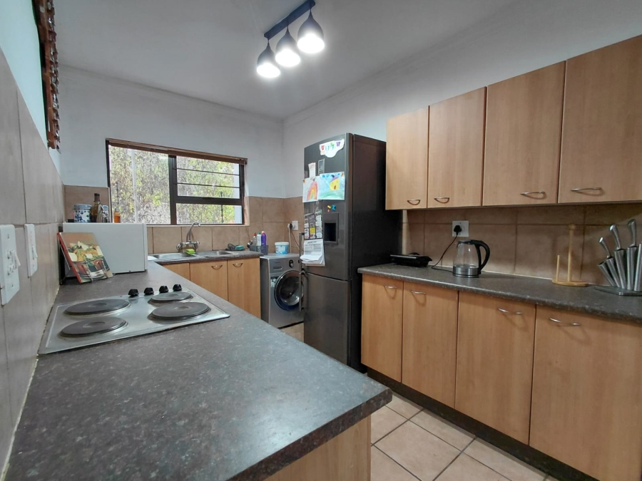 1 Bedroom Property for Sale in Hospitaalpark Limpopo