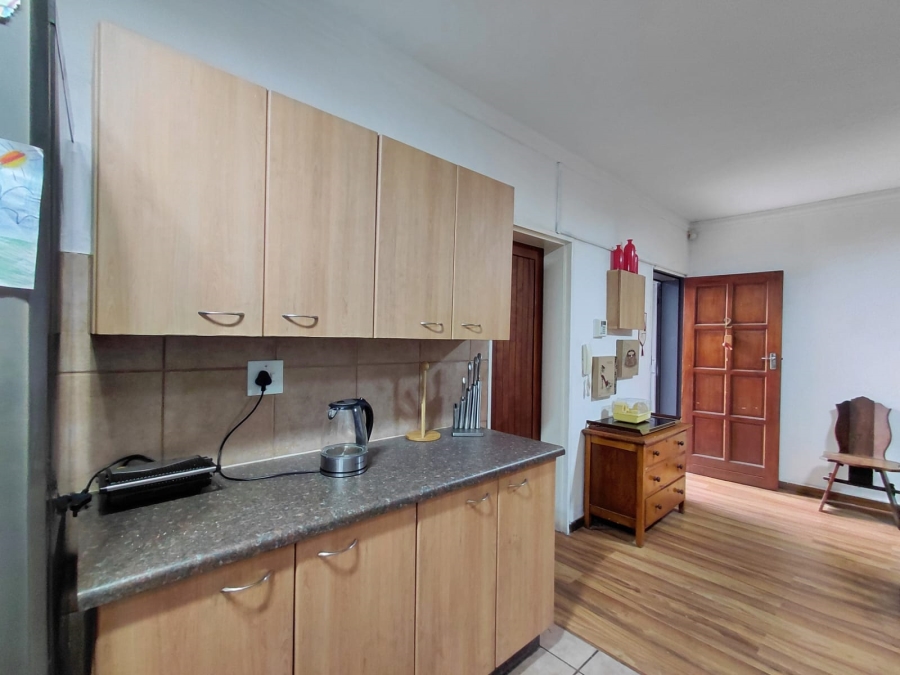 1 Bedroom Property for Sale in Hospitaalpark Limpopo