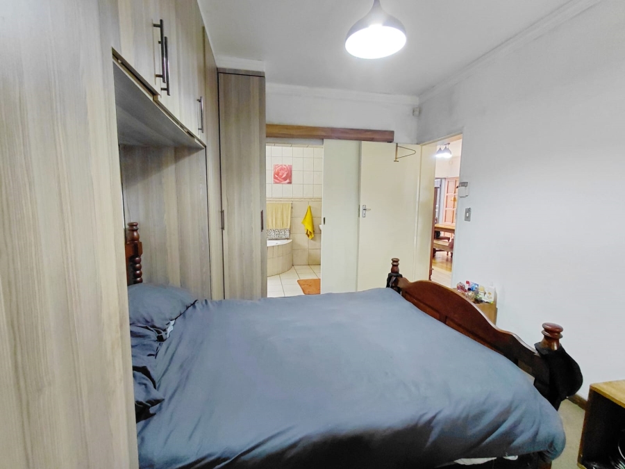 1 Bedroom Property for Sale in Hospitaalpark Limpopo