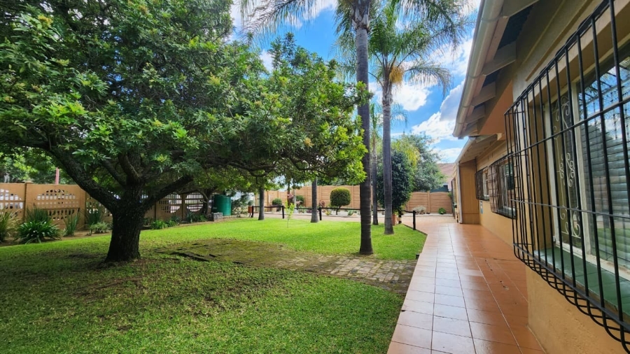 3 Bedroom Property for Sale in Hospitaalpark Limpopo