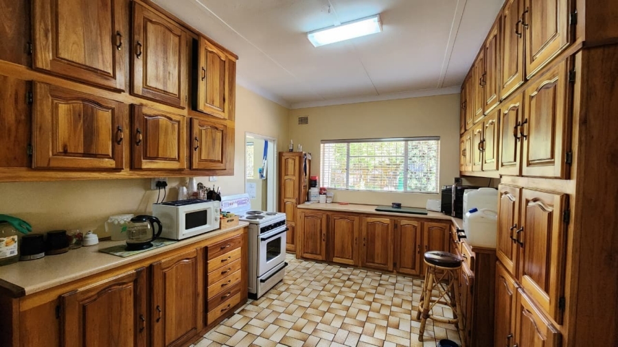 3 Bedroom Property for Sale in Hospitaalpark Limpopo