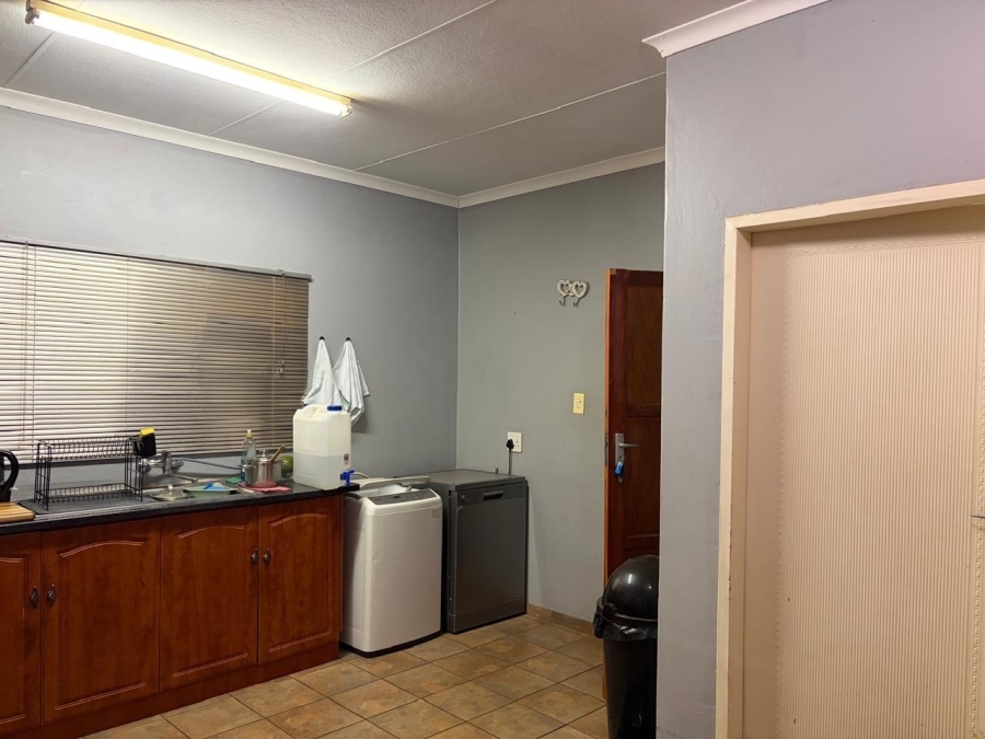 4 Bedroom Property for Sale in Chroompark Limpopo